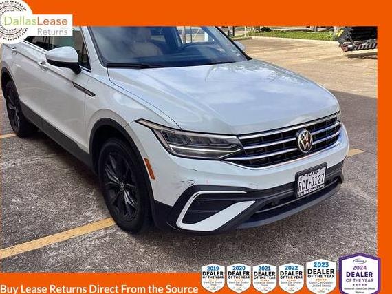 VOLKSWAGEN TIGUAN 4MOTION 2022 3VV2B7AX1NM009092 image
